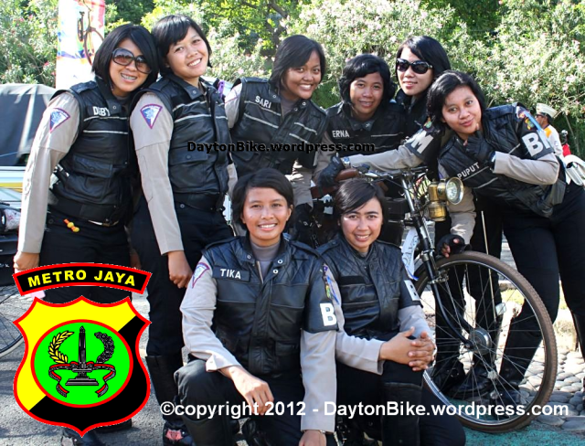 dayton bike Jakarta onthel beach festival 22 Desember 2012 polwan BM